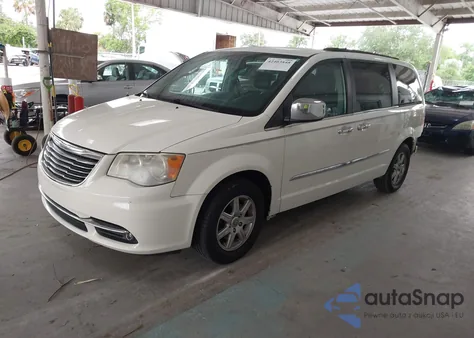 2012 Chrysler Town & Country Touring z USA, uszkodzony, nr VIN 2C4RC1BG3CR222427